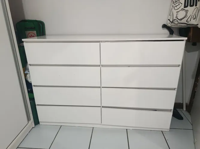 Cômoda 8 gavetas