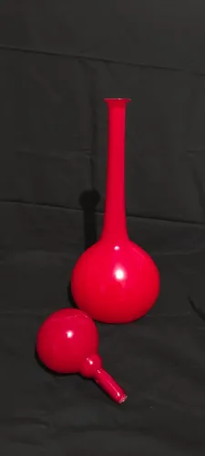 Antiga Garrafa Bola em Vidro Murano com Opalina Branca Interna (46 cm)