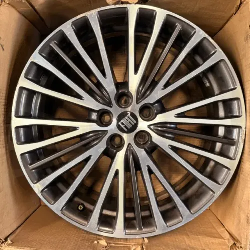 Roda aro 18 Fiat Fastback original
