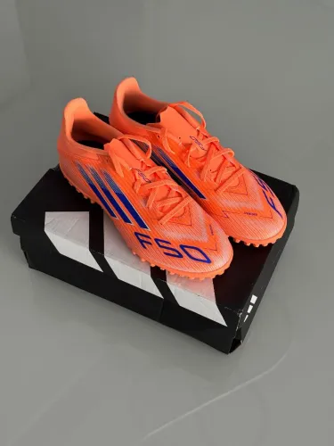Chuteira adidas nova produto original