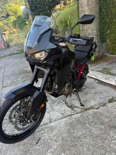 Honda CRF 1100l Africa Twin 2024