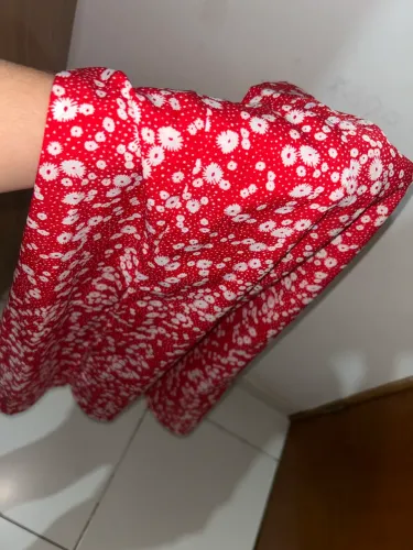 Saia Vermelha florida