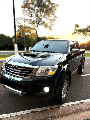 Toyota Hilux CD SRV D4-d 4X4 3.0 TDI Diesel AUT 2014