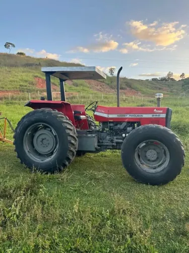 Trator Massey Ferguson 