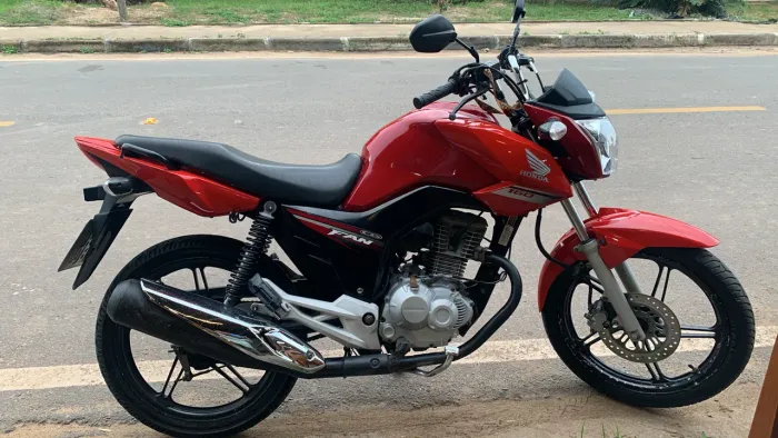  Fan 160 2017 Moto em ótimo estado de conservação 