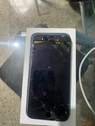Celular IPhone 6s