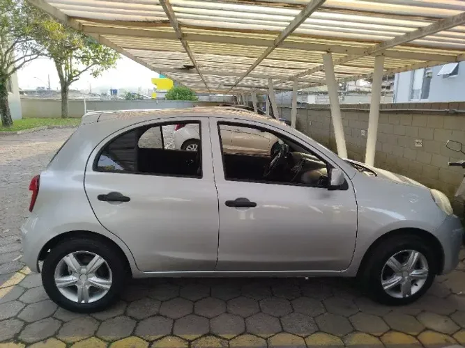 Nissan March S 1.6 16V Flex Fuel 5P 2013