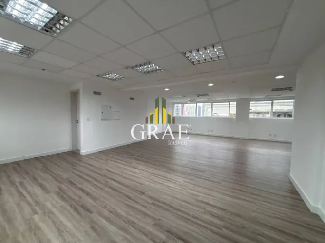 Sala Comercial 91m², à venda em Condomínio Attillato - Vila Bastos Santo André