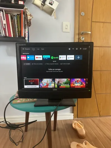 TV AOC 22 em ótimo estado