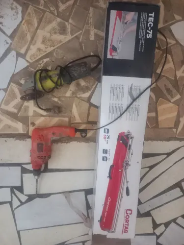 Vendo ferramentas