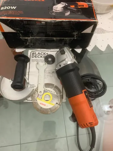 Esmerilhadeira black+decker original excelente estado