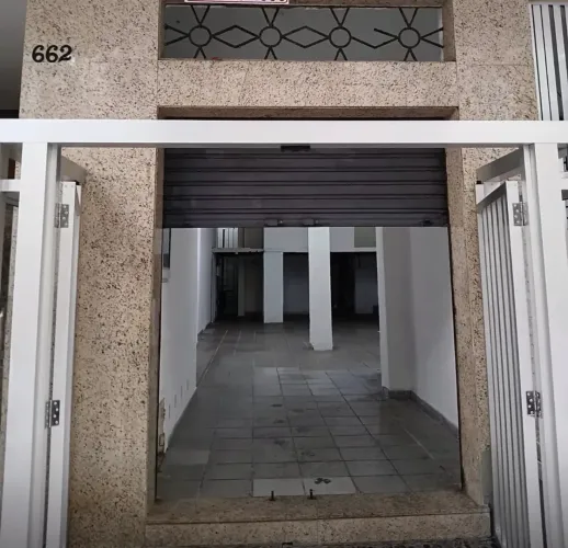 Alugo loja comercial na Gustavo Sampaio