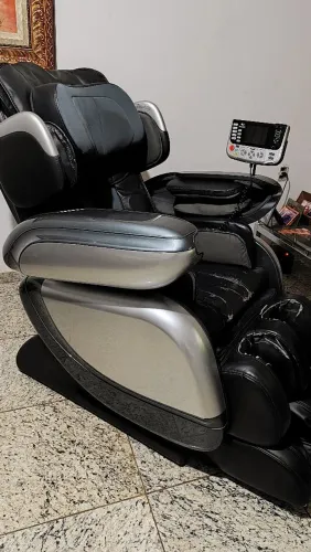 Poltrona massageadora Infinity