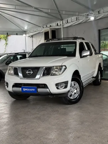 Nissan Frontier Platinum CD 4X4 2.5 TB Diesel 2014