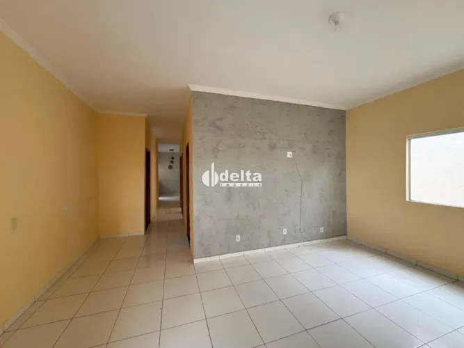 Casa residencial com 3 quartos sendo 1 suíte disponível para venda no bairro Jardim das Pa
