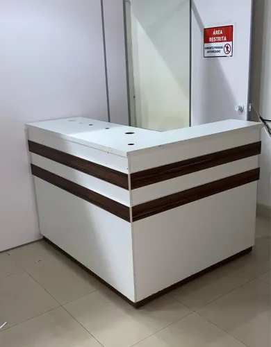 Balcão caixa para loja