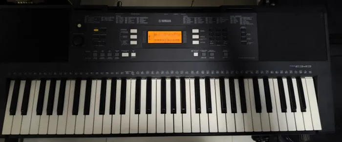 Teclado Yamaha PSR E343