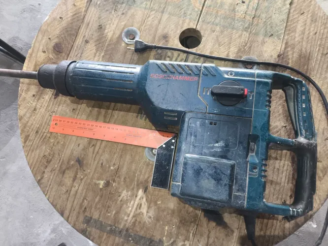 Martelete Bosch Hammer SDS 11 kg
