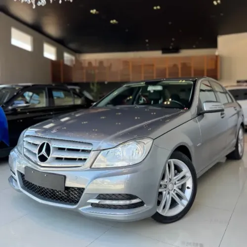 Mercedes-Benz C-180 CGI Classic 1.8 16V 156cv Aut. 2012