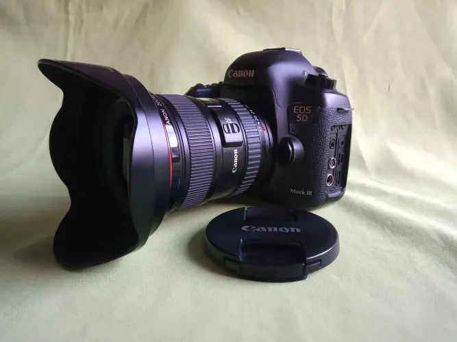 Canon 5D Mark lll, lente 17-40mm