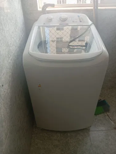 Vendo máquina de lavar Eletrolux 10kg