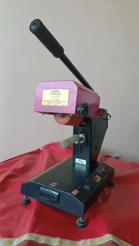 Prensa Transfer Giro Laser 360 com insumos