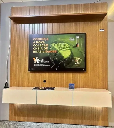 Home Suspenso Frisado Curitiba com Nicho 179 Cm, Preço de Fábrica, Entrega Hoje!