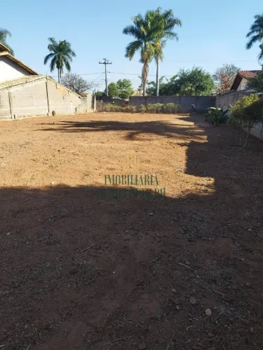 LOTE À VENDA NO BAIRRO ENSEADA DAS GARÇAS;
