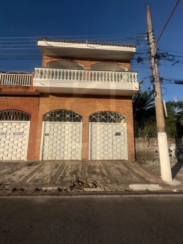 Casa para Locação em Ferraz de Vasconcelos, Vila Romanópolis, 4 dormitórios, 1 suíte, 3 ba