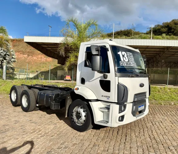 caminhão truck  Ford 2429 com km baixo