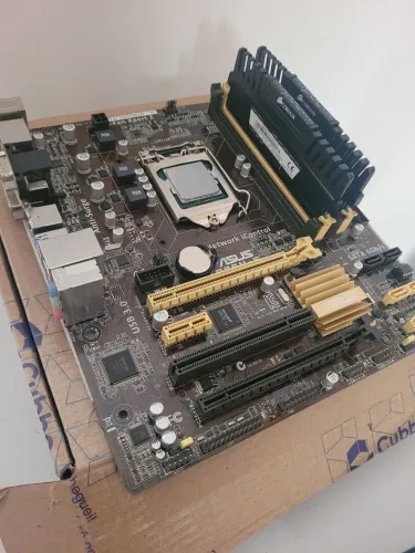 Vendo kit I7 4790 + 16gb ram ddr3 (corsair) + placa mãe ASUS b85m-e