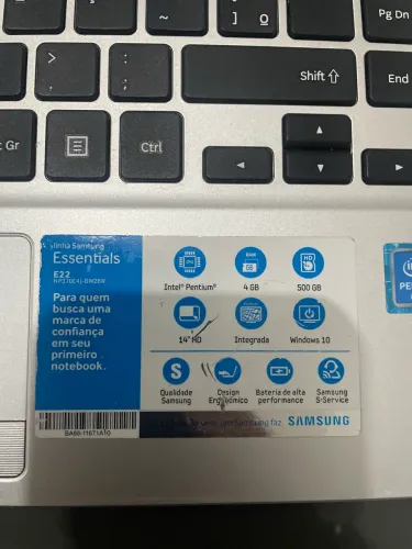 Notebook Samsung essentials 4gb , Intel 