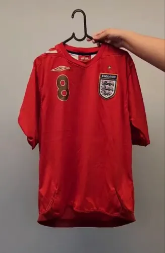 Camisa Inglaterra n°8 Lampard tamanho G - Oficial de jogo vermelha 