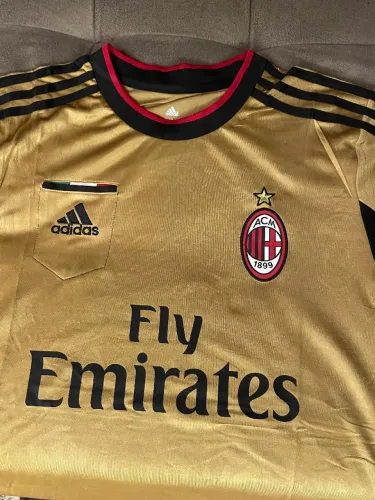 Camisa Milan Retrô 13/14 Dourada (Tamanho G)