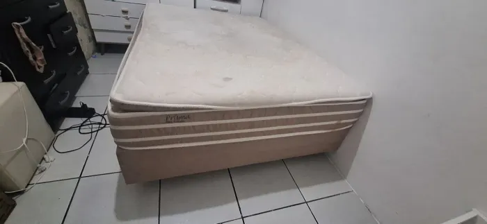 Cama de casal padrão(prisma)