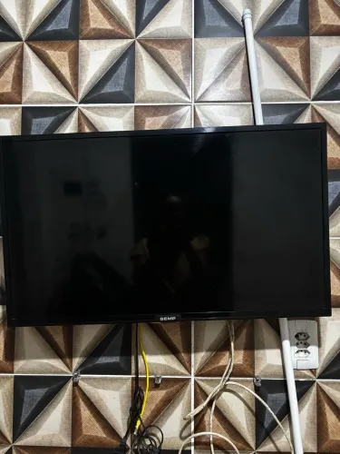 TV COM DISPLAY QUEIMADO 