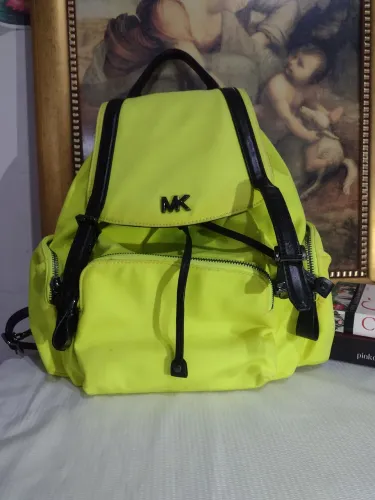 Bolsa (Mochila original) Michael Kors, alças de couro.