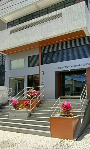 Escritório no Centro Cívico - Locação - 3 salas