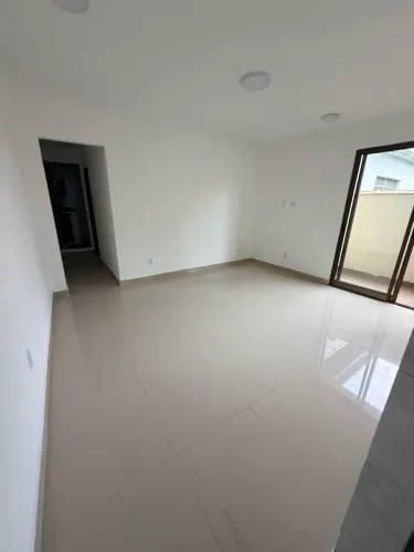 Alugo Apt de alto padrão