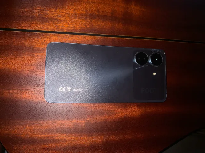 Vende se POCO C65