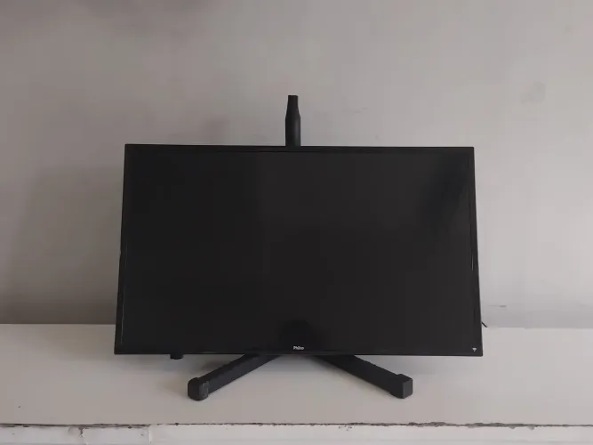 TV Philco 32" LED Recondicionada - 3 meses de garantia 