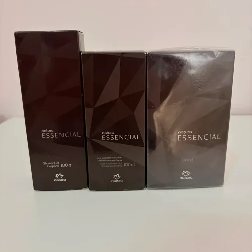 Kit Natura Essencial Masculino - Perfume 100ml + Deo Spray 100ml + Shower Gel 100g