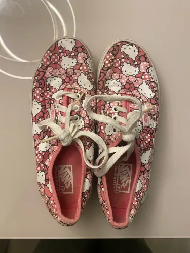 Tênis vans Hello Kitty