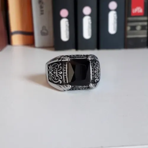 Anel 'ônix' em aço