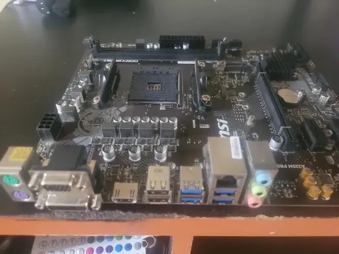 Placa Mae MSI A320M PRO M2 V2