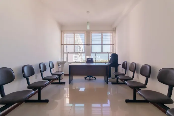 Conjunto Comercial / Sala em Centro - Florianópolis, SC