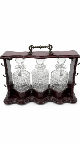 Antiga Licoreira de Cristal com Suporte em Madeira Nobre
