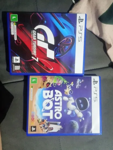 Vendo dois jogos de PS5 granturismo e astro bot
