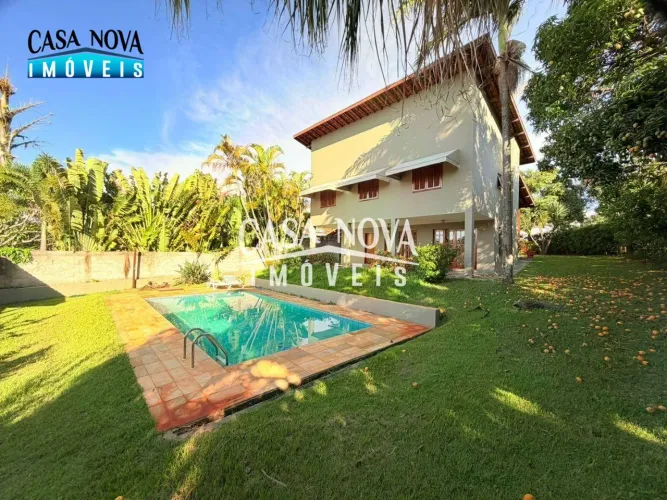 Casa com 3 dormitórios à venda, 260 m² por R$ 2.250.000,00 - Condomínio Marambaia - Vinhed