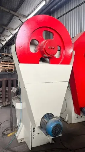PRENSA EXCÊNTRICA 85 TONELADAS